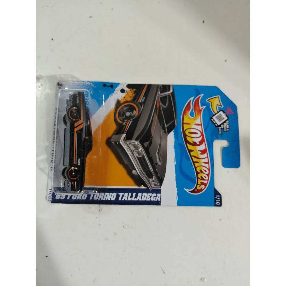 NIP Hot Wheels Muscle Mania 1:64 Diecast 1969 Ford Torino Talladega Muscle Car